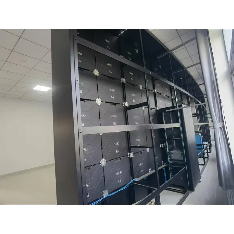 LED pantaila kurbatua euskarria